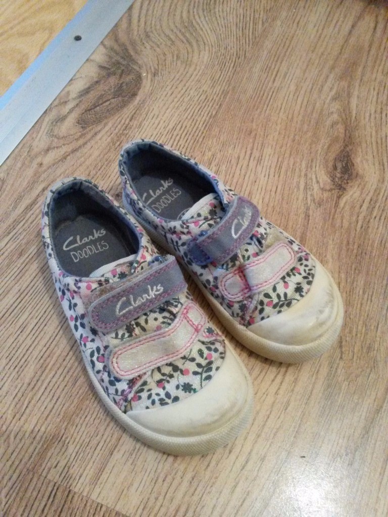 clarks doodles size 11